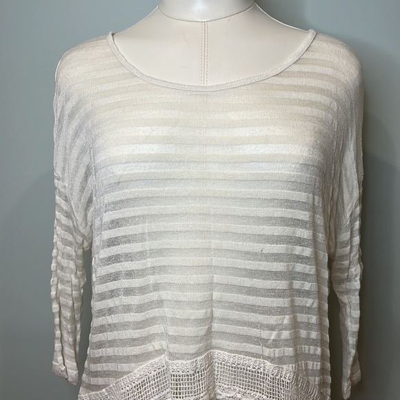 Women’s Stripe Top from Rue21 - Picture 2 of 8